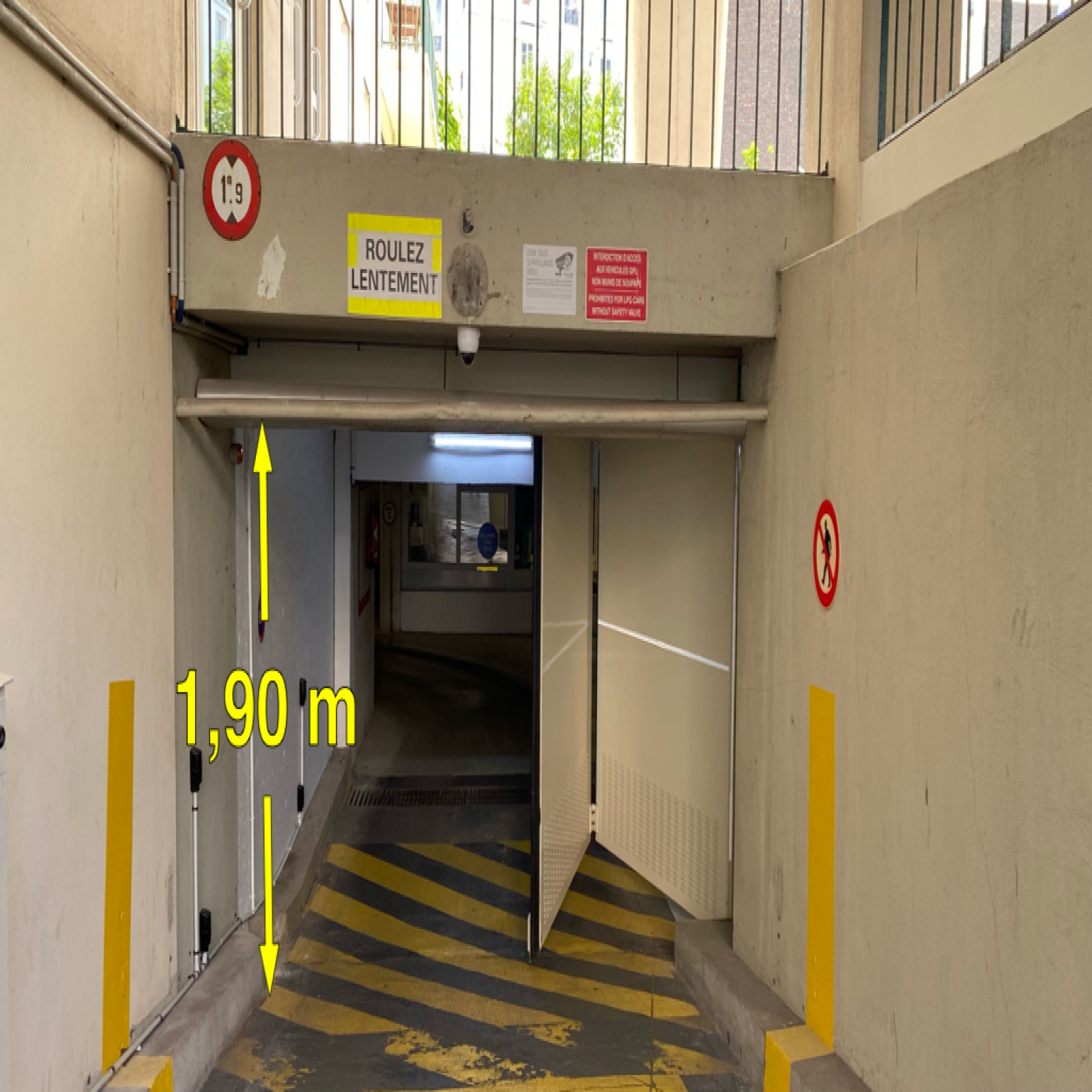 Image_, Parking, Paris, ref :2220