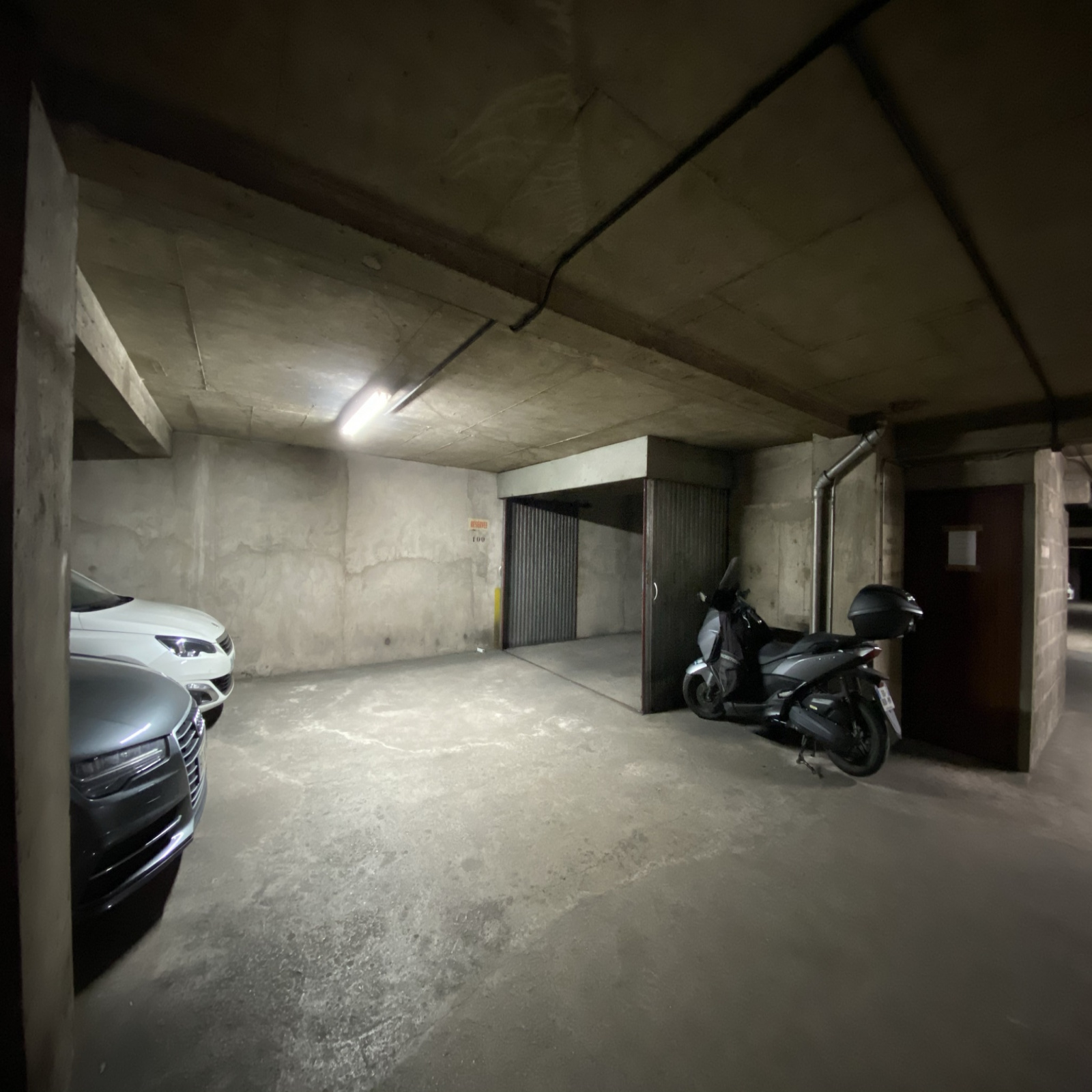 Image_, Garage, Paris, ref :2225
